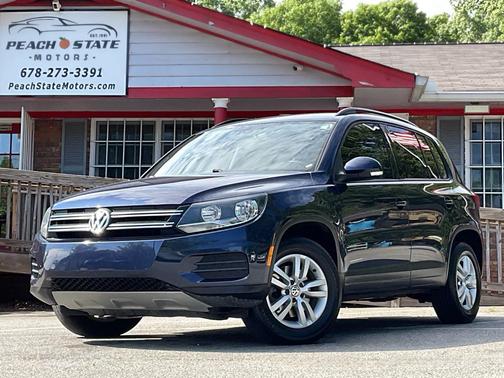 Night Blue Metallic 2016 Volkswagen Tiguan S