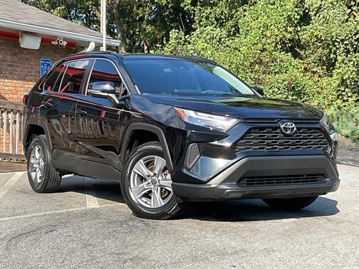 Midnight Black Metallic 2022 Toyota RAV4 XLE