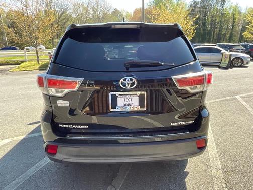 Attitude Black Metallic 2014 Toyota Highlander Limited