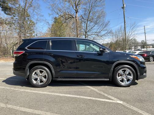 Attitude Black Metallic 2014 Toyota Highlander Limited