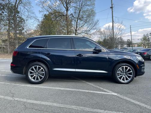 BLUE 2018 Audi Q7 3.0T Prestige
