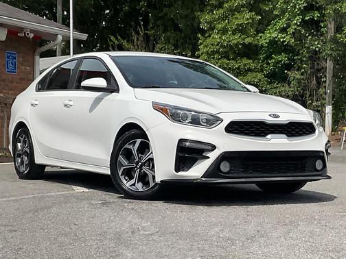 Clear White 2019 Kia Forte LXS