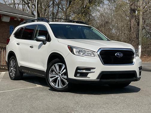 Crystal White Pearl 2019 Subaru Ascent Touring 7-Passenger