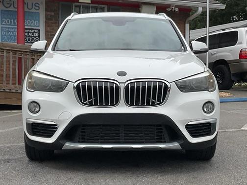 WHITE 2017 BMW X1 sDrive28i