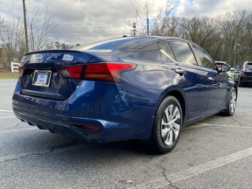 Deep Blue Pearl 2019 Nissan Altima 2.5 S
