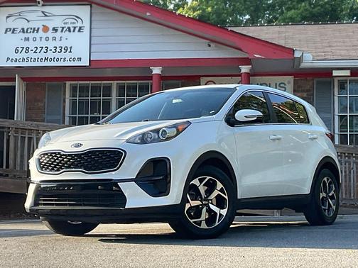Snow White Pearl 2021 Kia Sportage LX