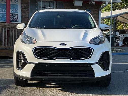 Snow White Pearl 2021 Kia Sportage LX