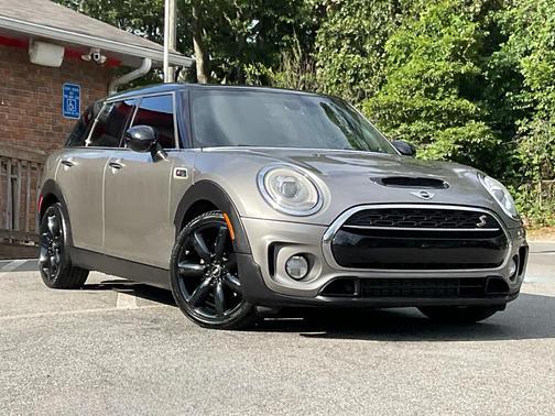 Melting Silver Metallic 2016 MINI Clubman Cooper S