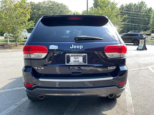 True Blue Pearlcoat 2018 Jeep Grand Cherokee Sterling Edition