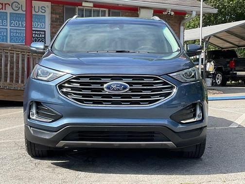 Blue Metallic 2019 Ford Edge SEL