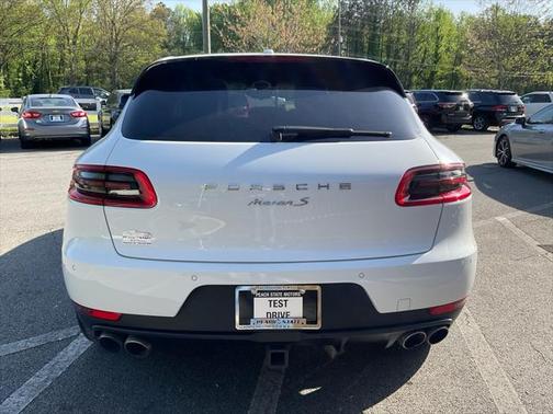 2016 Porsche Macan S