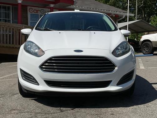 2016 Ford Fiesta SE