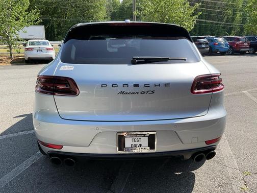 Rhodium Silver Metallic 2017 Porsche Macan Macan GTS