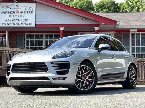 Rhodium Silver Metallic 2017 Porsche Macan Macan GTS