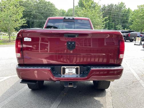 Delmonico Red Pearlcoat 2018 RAM 2500 Laramie Mega Cab 4x4 6'4' Box