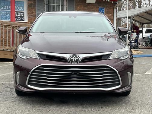 2018 Toyota Avalon XLE