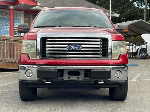 RED 2010 Ford F-150 XLT