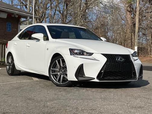 2018 Lexus IS 300 Base