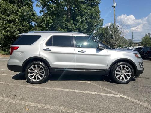 Ingot Silver Metallic 2017 Ford Explorer Limited
