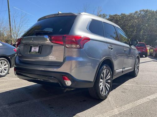 2020 Mitsubishi Outlander SEL
