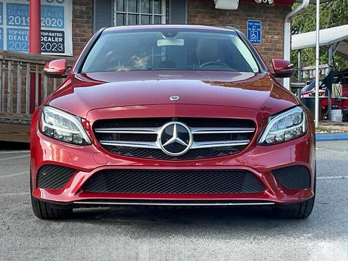 designo Cardinal Red Metallic 2019 Mercedes-Benz C-Class C300