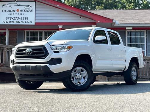 White 2022 Toyota Tacoma SR