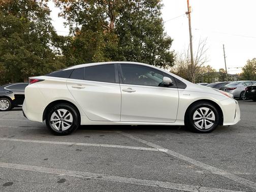 2017 Toyota Prius Four