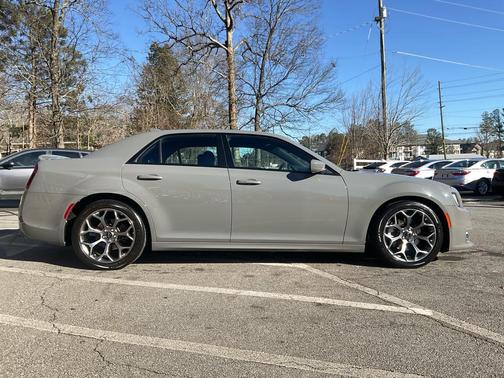2018 Chrysler 300 S