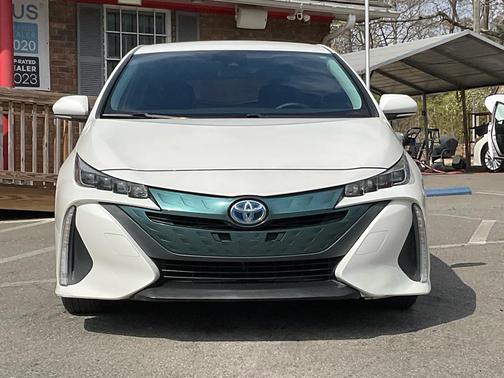 WHITE 2018 Toyota Prius Prime Plus