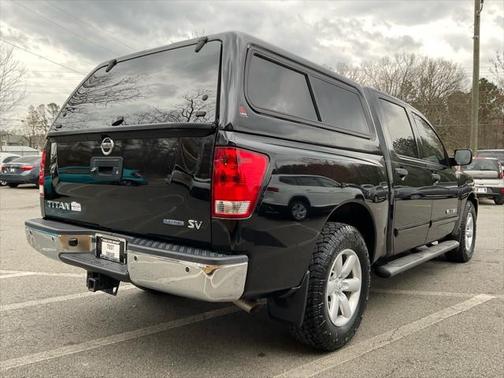 2014 Nissan Titan SV