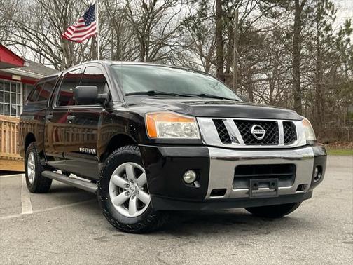 2014 Nissan Titan SV