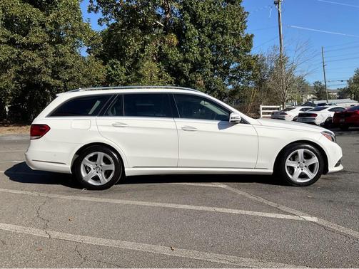 WHITE 2016 Mercedes-Benz E-Class E350 4MATIC WAGON