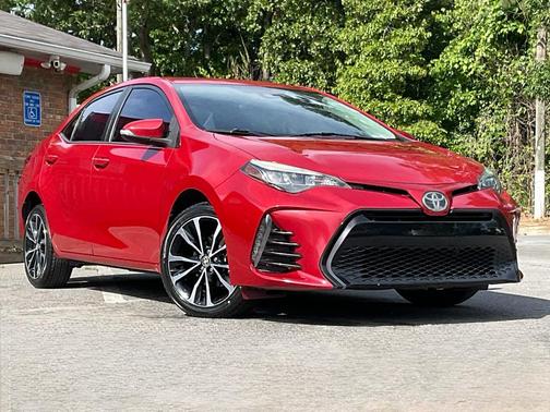 Barcelona Red Metallic 2019 Toyota Corolla XSE