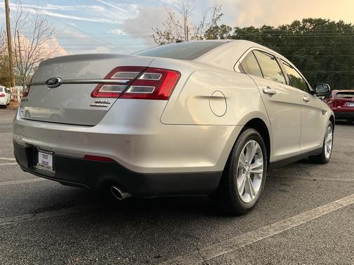 2013 Ford Taurus SEL