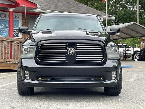 Black Clearcoat 2013 RAM 1500 Sport