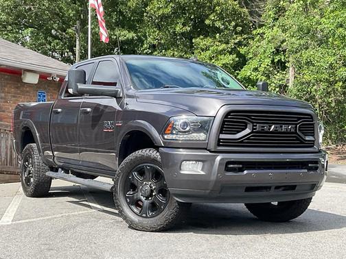 Granite Crystal Metallic Clearcoat 2018 RAM 2500 Laramie Crew Cab 4x4 6'4' Box