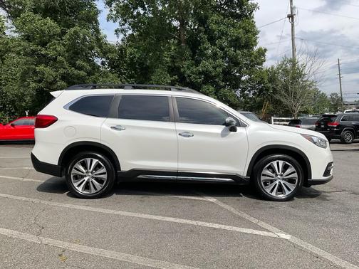 Crystal White Pearl 2019 Subaru Ascent Touring 7-Passenger