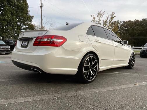 WHITE 2013 Mercedes-Benz E-Class E350