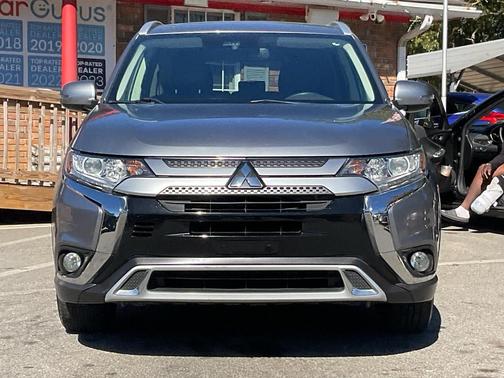2020 Mitsubishi Outlander SEL