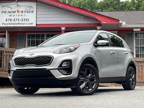 Sparkling Silver 2022 Kia Sportage LX