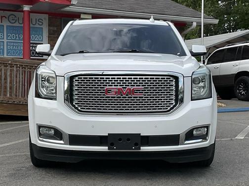 WHITE 2015 GMC Yukon Denali