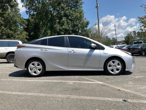 2017 Toyota Prius Four Touring
