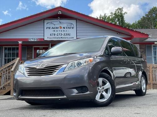 2015 Toyota Sienna LE