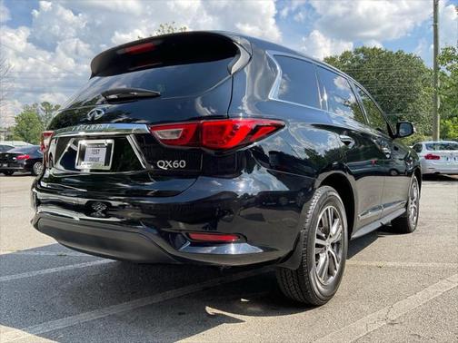 2017 INFINITI QX60 Base