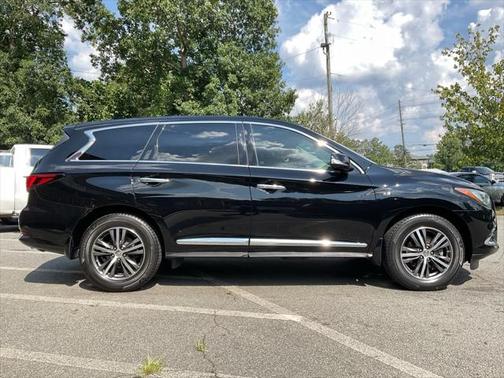 2017 INFINITI QX60 Base