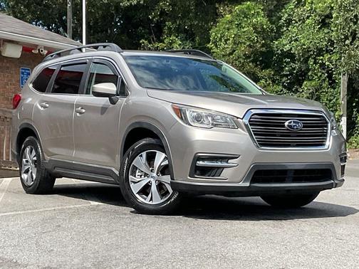 GOLD 2020 Subaru Ascent Premium 8-Passenger