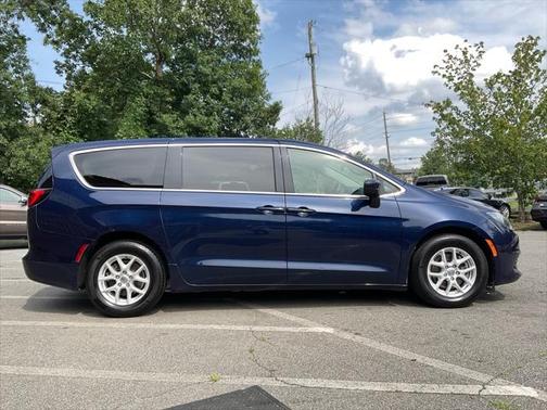 2018 Chrysler Pacifica LX