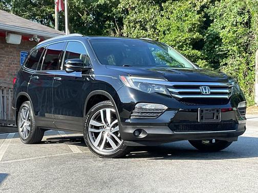 Crystal Black Pearl 2016 Honda Pilot Touring