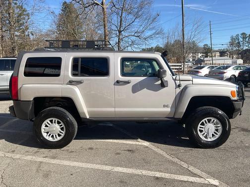 2008 Hummer H3 Base