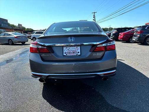 2017 Honda Accord Sport SE